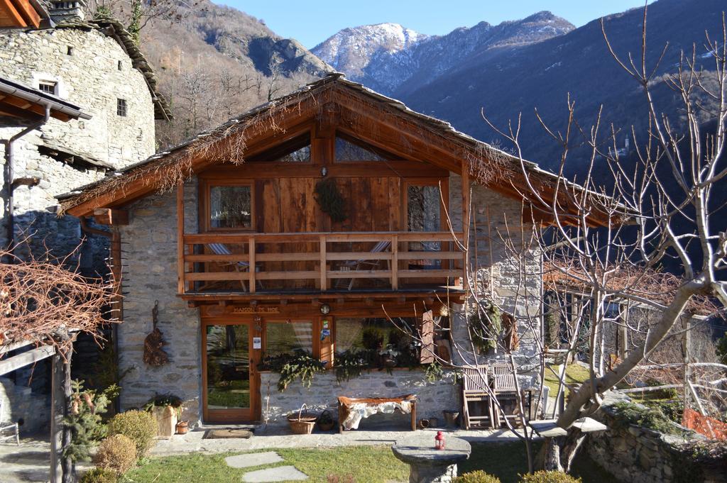 Maison De Noe Arnad Exterior foto